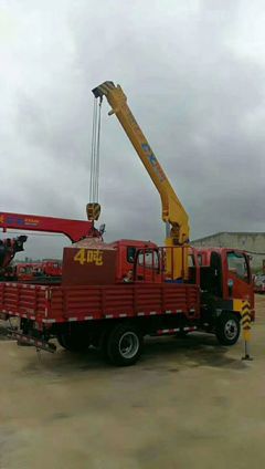 凱馬五噸隨車吊平板車價(jià)格解析與選購指南